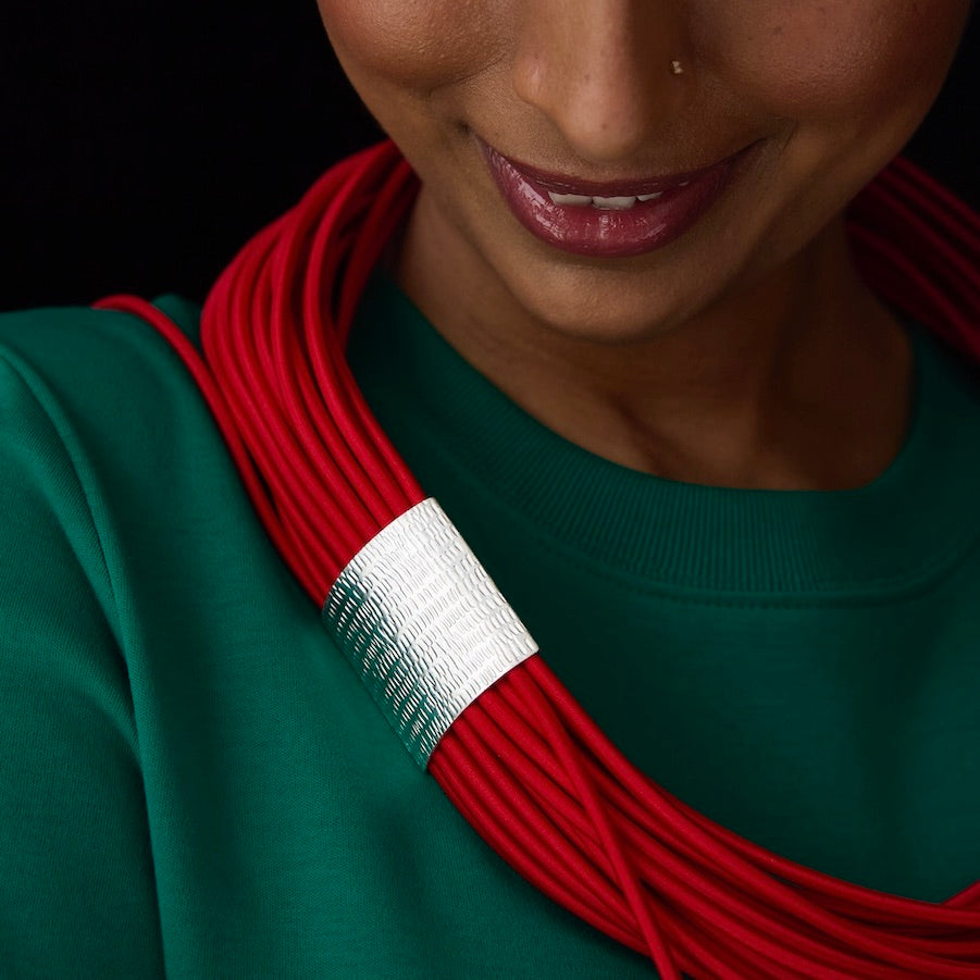 Curve Stitch Coil Necklace