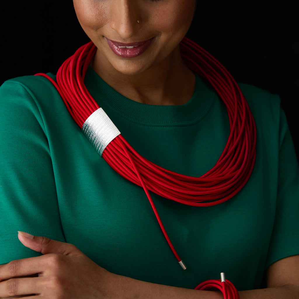 Curve Stitch Coil Necklace