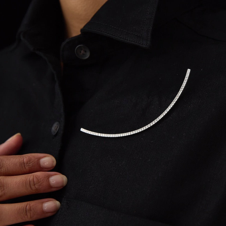 Stitch Curve Brooch