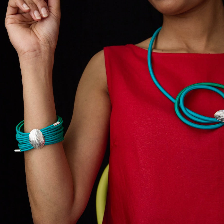 Stitch Egg Cuff