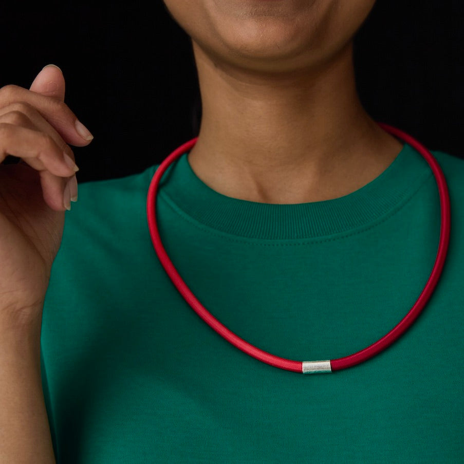 Loop Necklace