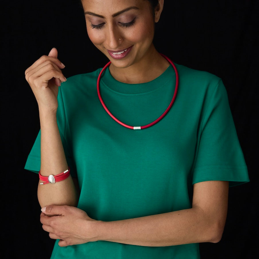 Loop Necklace